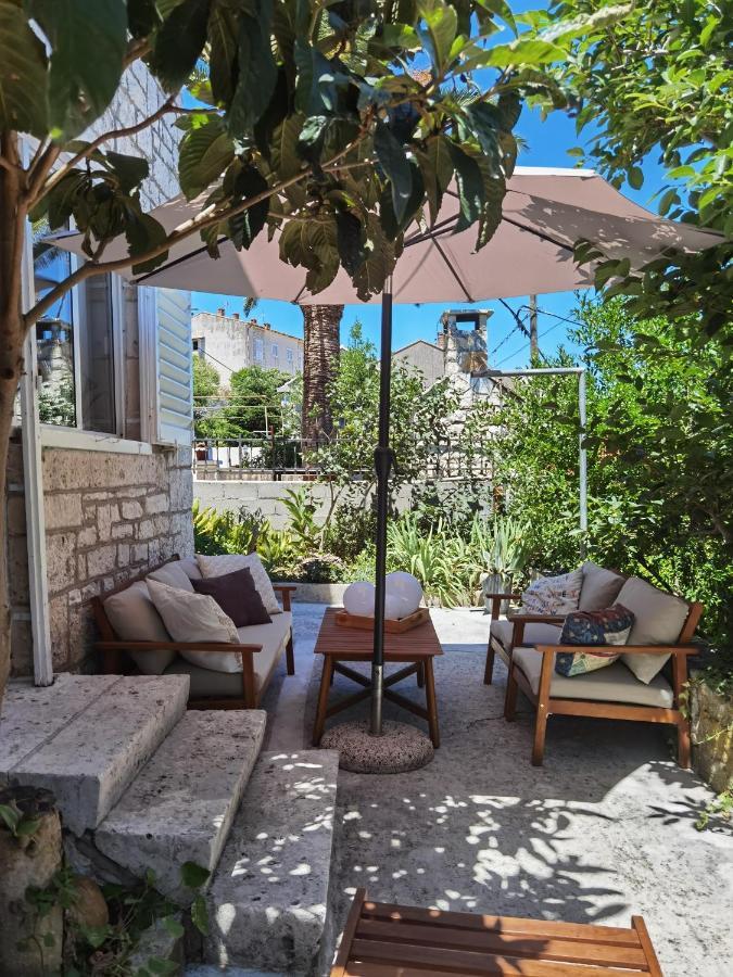 Charming House Ruza In Korcula Townヴィラ エクステリア 写真